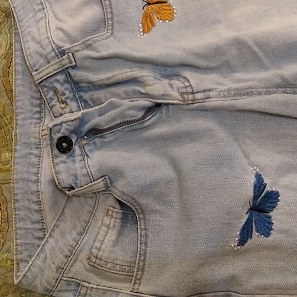 Schein Embroidered Butterfly Jeans, size 6 - Picture 7 of 8